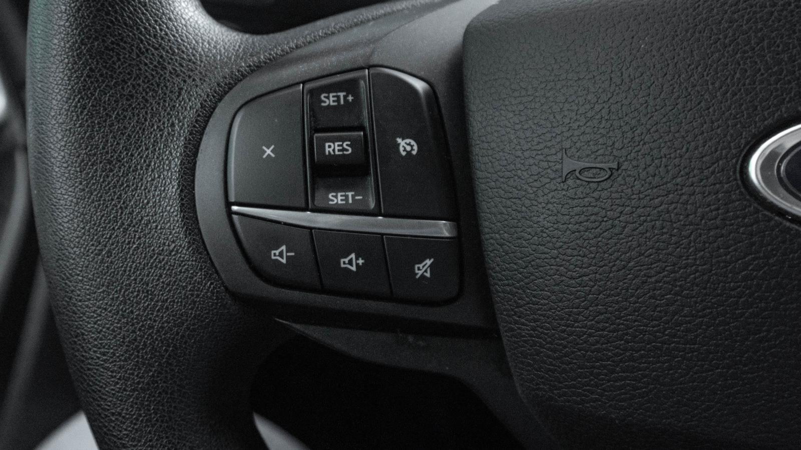 2021 Ford Explorer Base photo 15