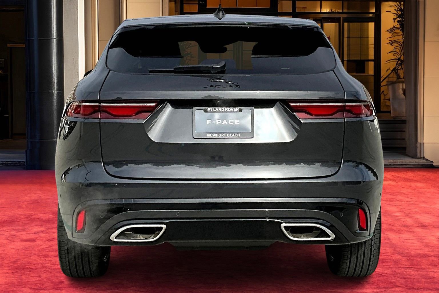 2025 Jaguar F-PACE R-Dynamic S photo 3