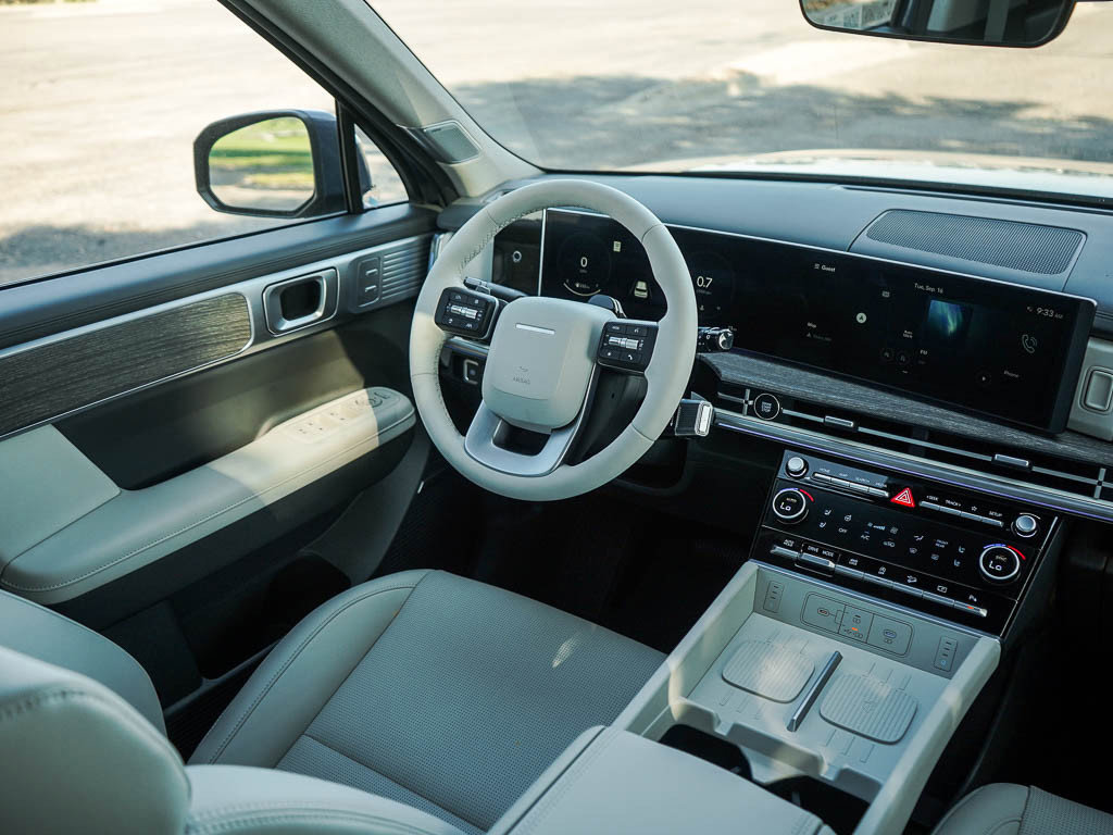2026 Hyundai Santa Fe Limited photo 14