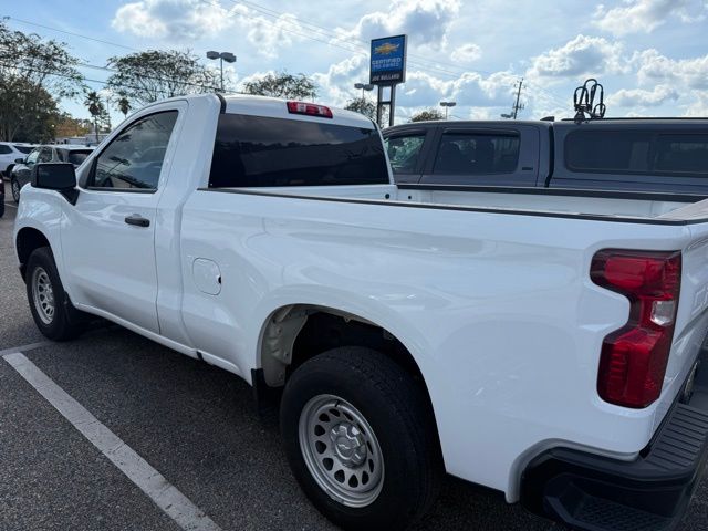 2024 Chevrolet Silverado 1500 photo 3