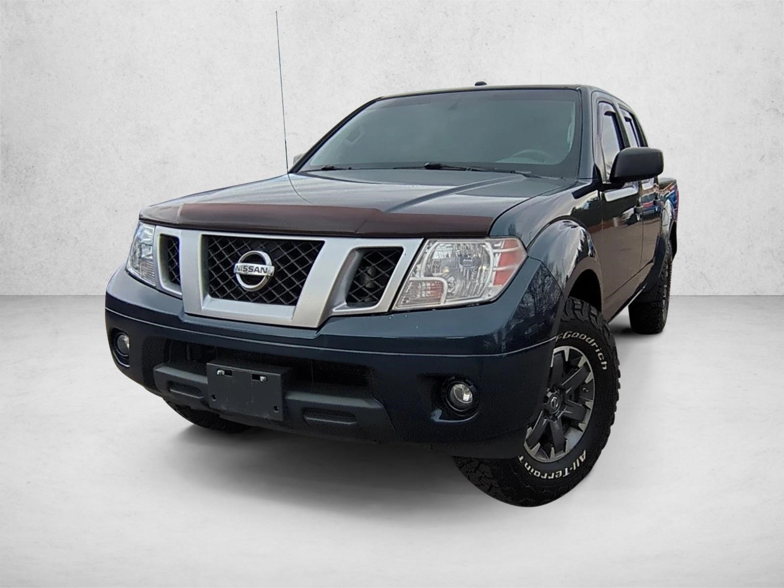 2016 Nissan Frontier Desert Runner's photo