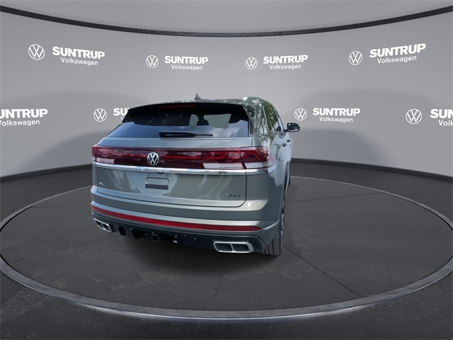 2026 Volkswagen Atlas Cross Sport SEL Premium R-Line photo 17