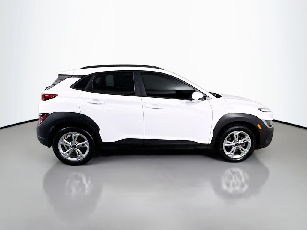 2023 Hyundai Kona SEL photo 12