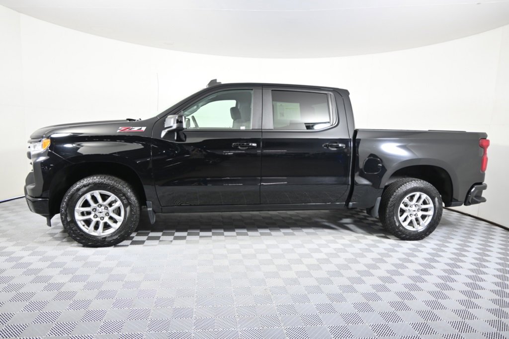 Used 2022 Chevrolet Silverado 1500 RST with VIN 3GCUDEED6NG667494 for sale in Forest Lake, Minnesota