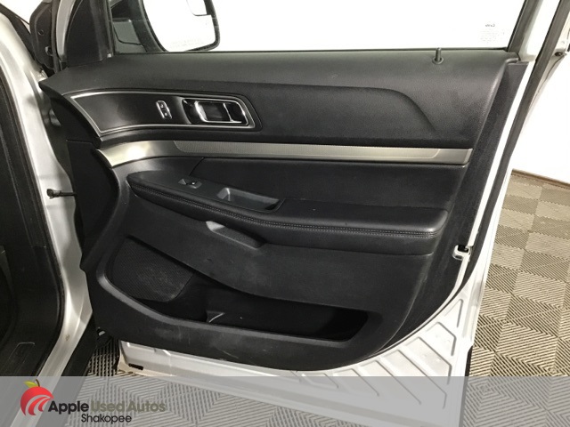2018 Ford Explorer XLT photo 23