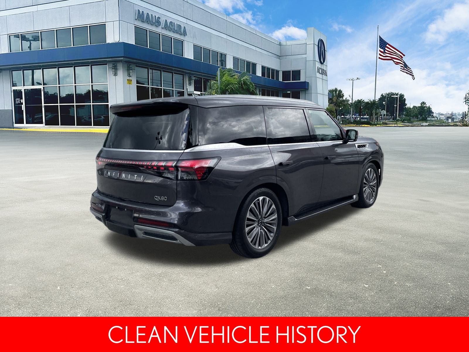 2025 Infiniti QX80 Luxe photo 2