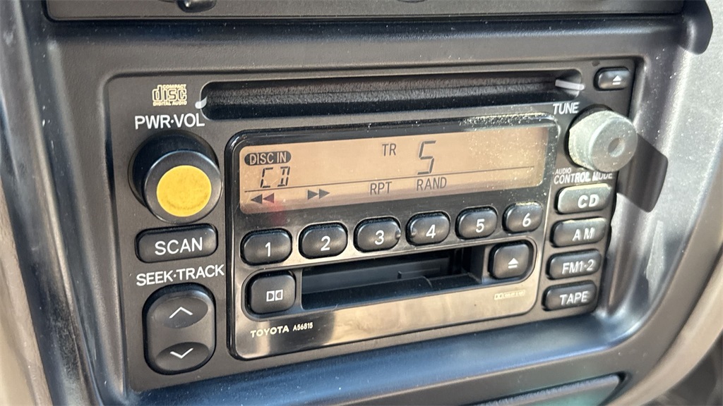 2002 Toyota Tacoma Base V6 photo 34