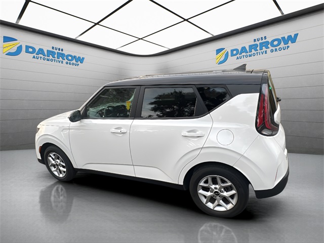 2023 Kia Soul S photo 2