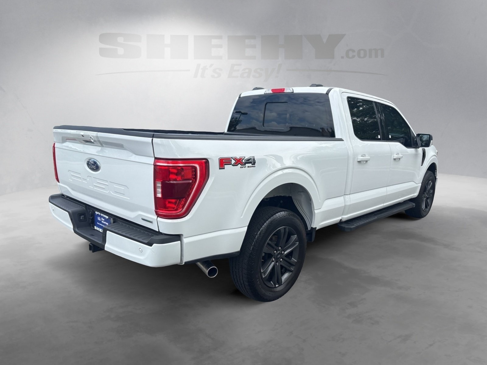 2023 Ford F-150 XLT photo 3