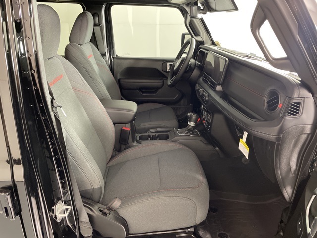 2025 Jeep Wrangler Rubicon Sport photo 43