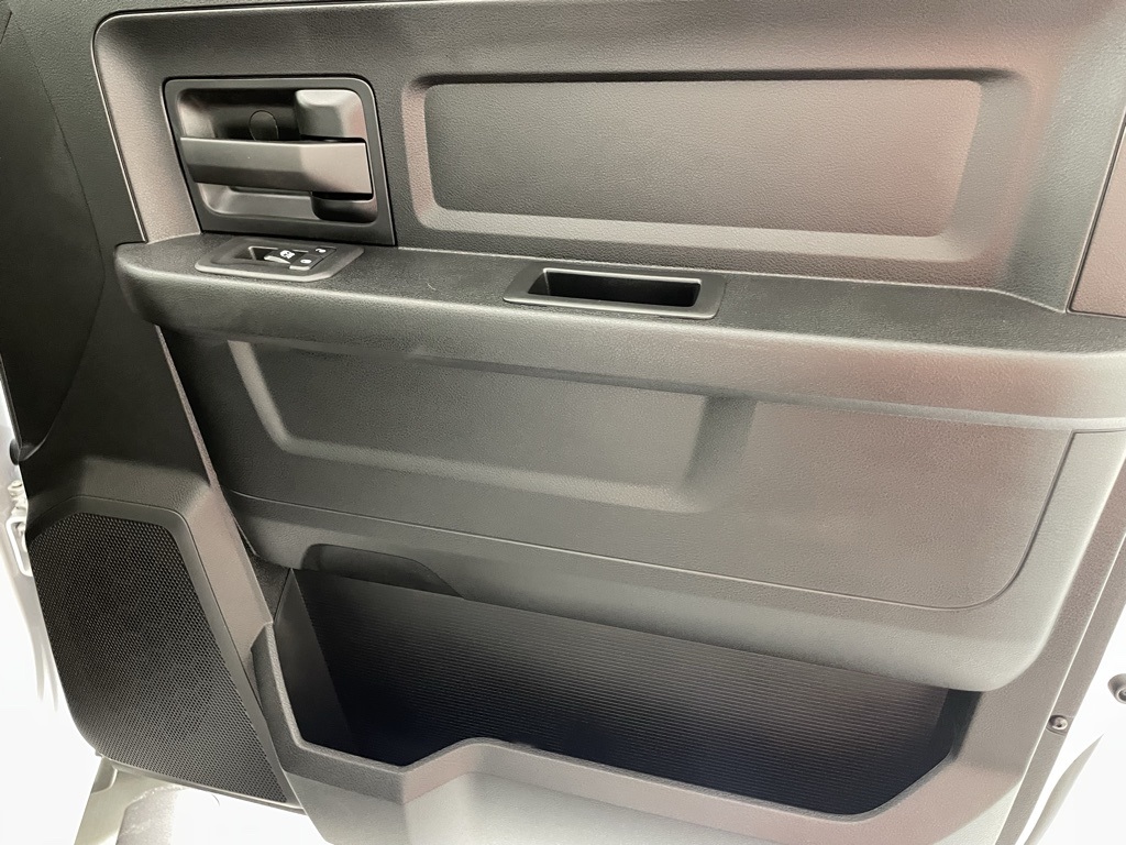 2026 Ram 2500 Tradesman photo 39