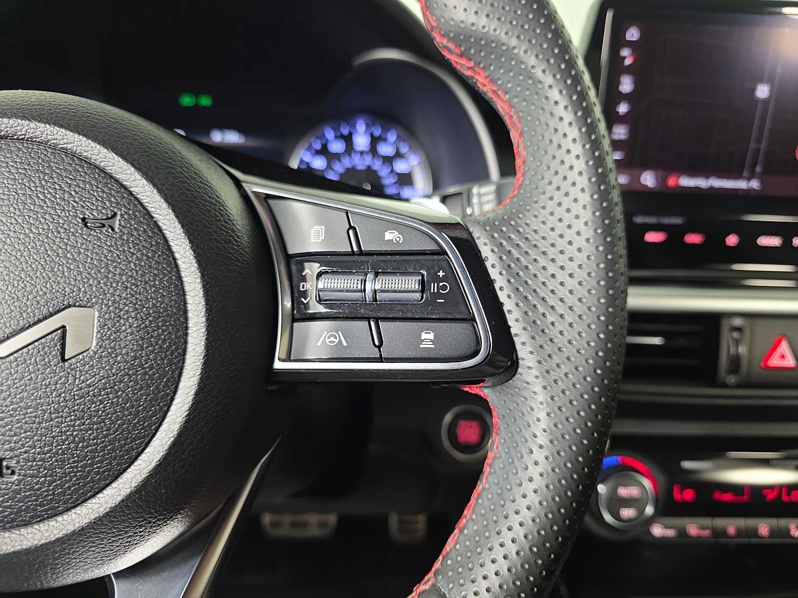 2023 Kia Forte GT photo 21