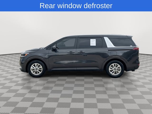 2023 Kia Carnival LX photo 5