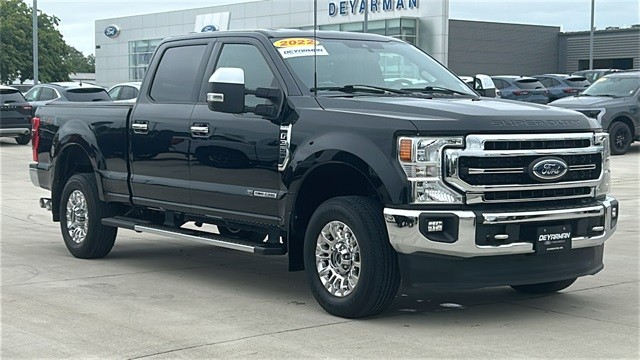 2022 Ford F-350SD Lariat