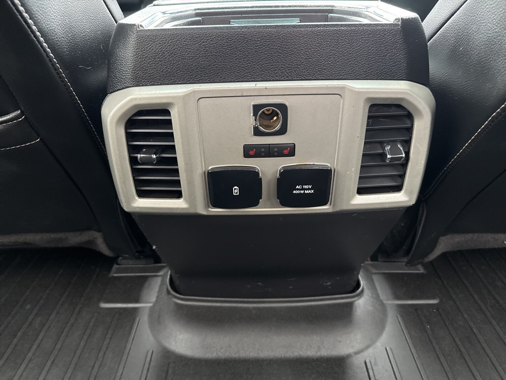 2018 Ford F-150 Lariat FX4 photo 27