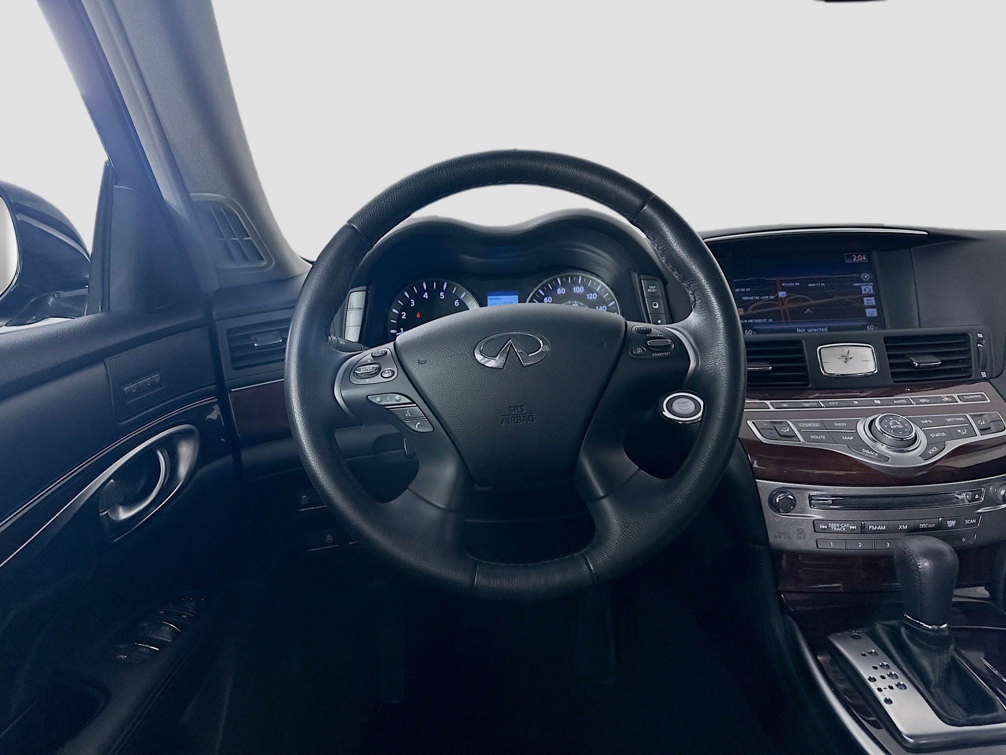 2017 Infiniti Q70 photo 27