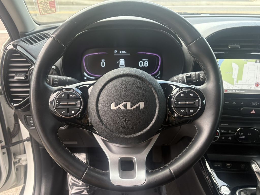 2023 Kia Soul EX photo 11