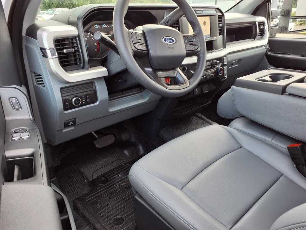 2026 Ford F-250 XL photo 11