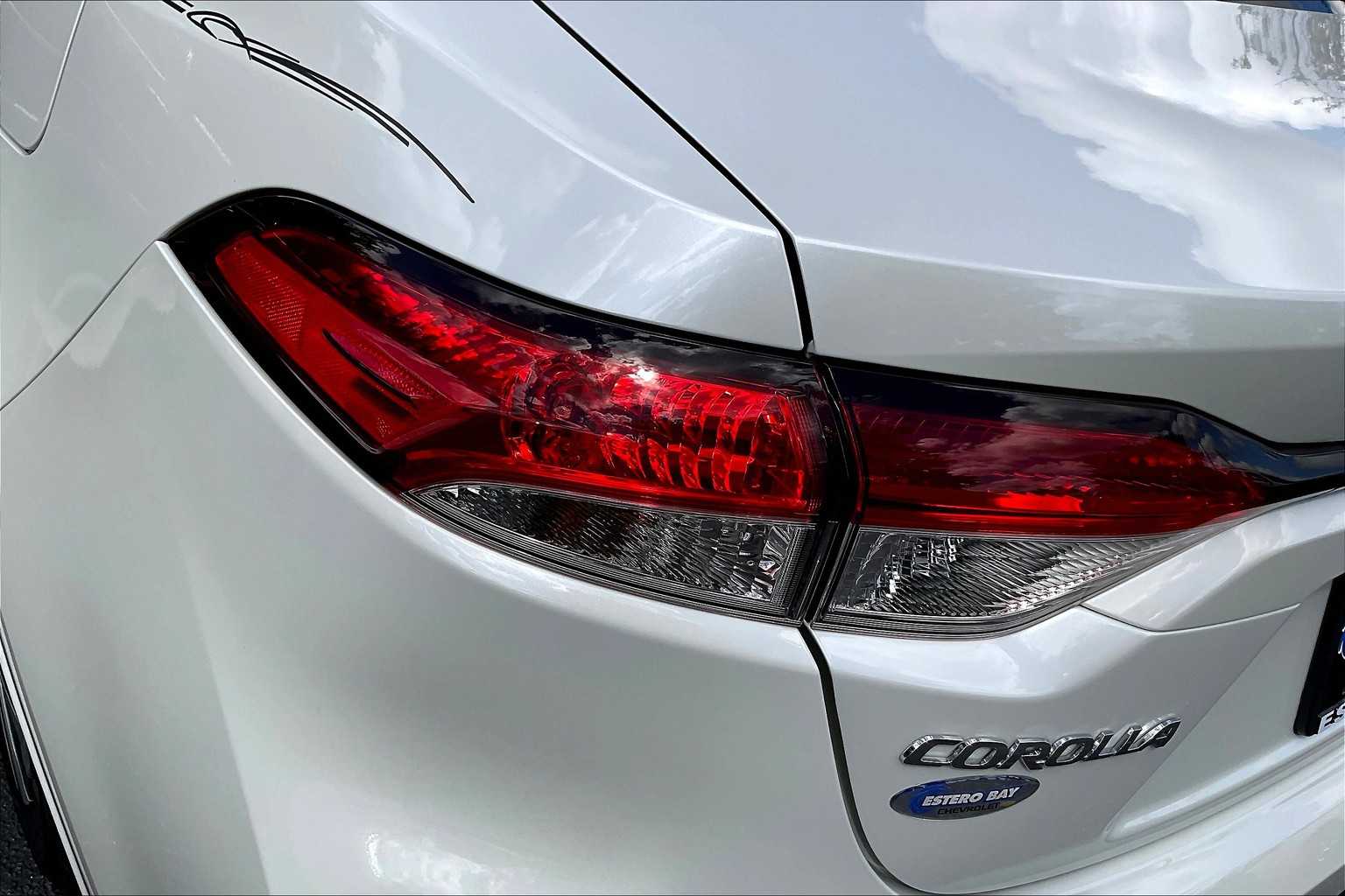 2021 Toyota Corolla Hybrid LE photo 27