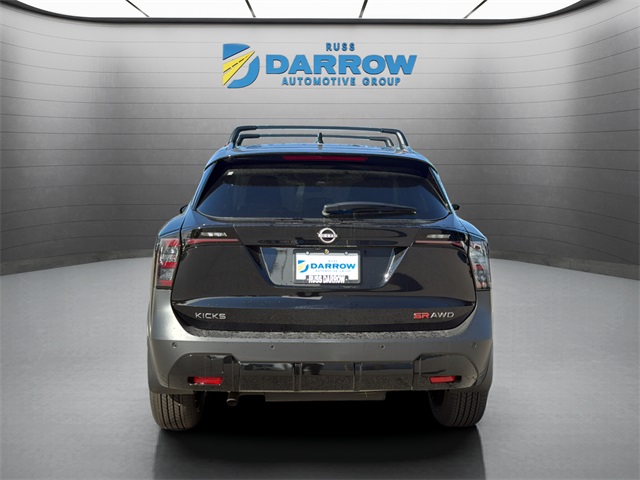 2026 Nissan Kicks SR photo 4