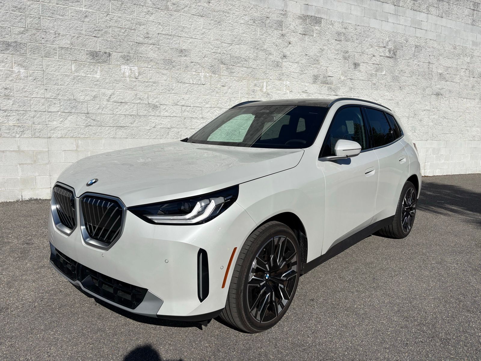 2025 BMW X3 30's photo