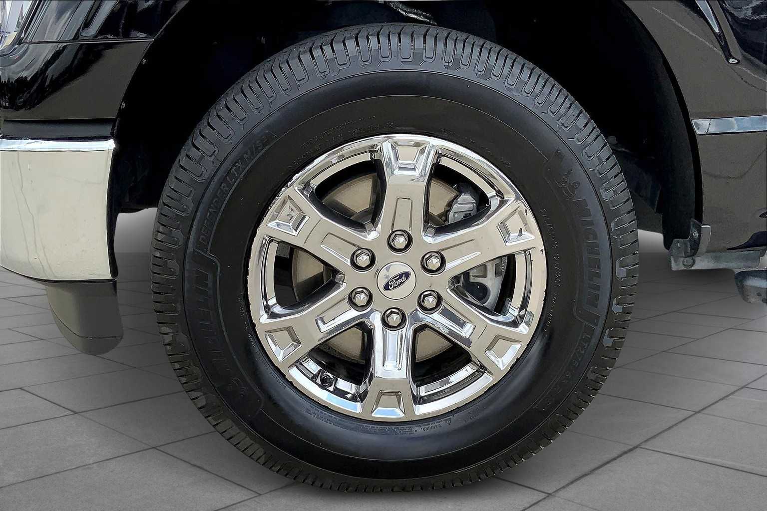 2022 Ford F-150 XLT photo 9