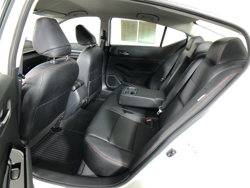 2023 Nissan Altima 2.5 SR photo 20
