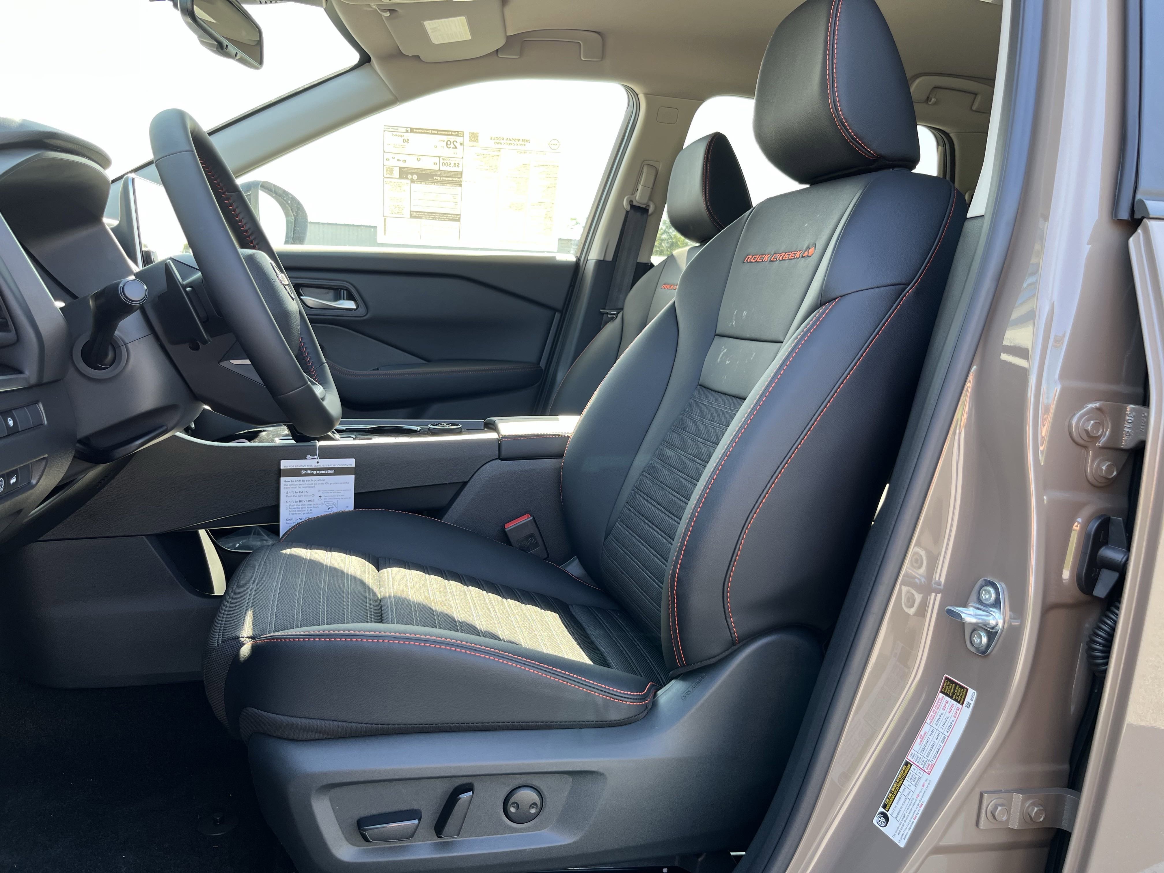 2026 Nissan Rogue SV photo 3