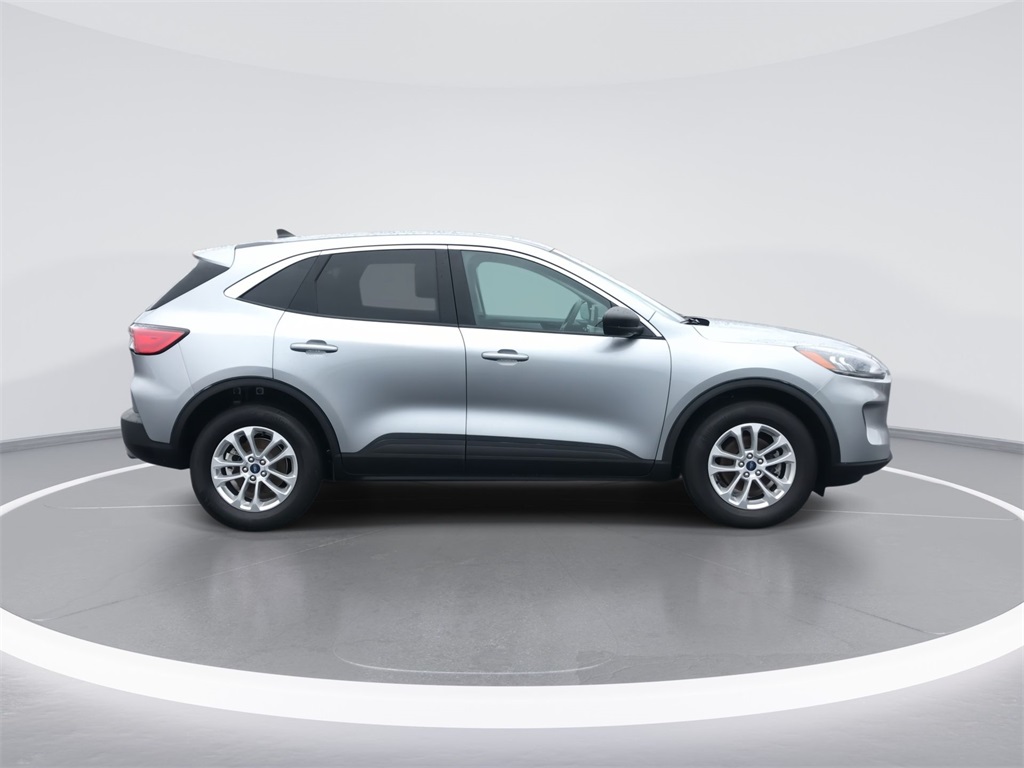 2022 Ford Escape SE photo 9