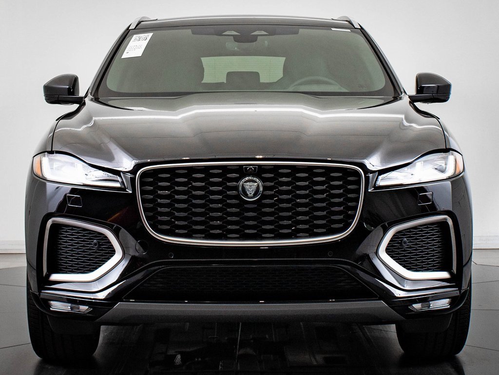 2026 Jaguar F-PACE P400 R-Dynamic S photo 2