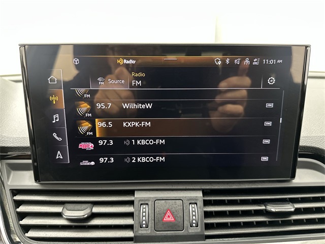 2025 Audi Q5 45 S line Premium photo 8