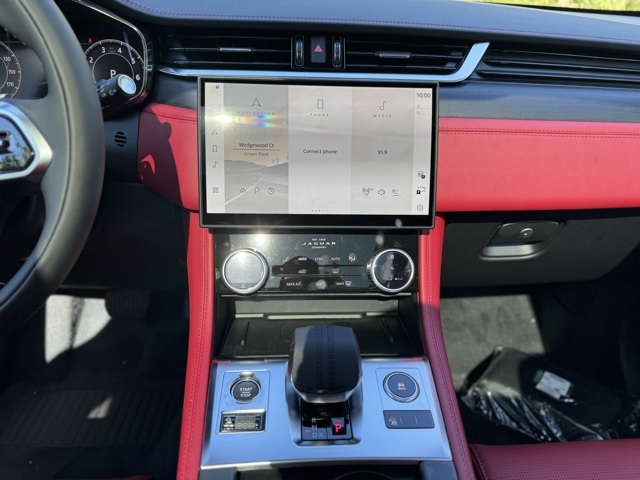 2026 Jaguar F-PACE P250 R-Dynamic S photo 26