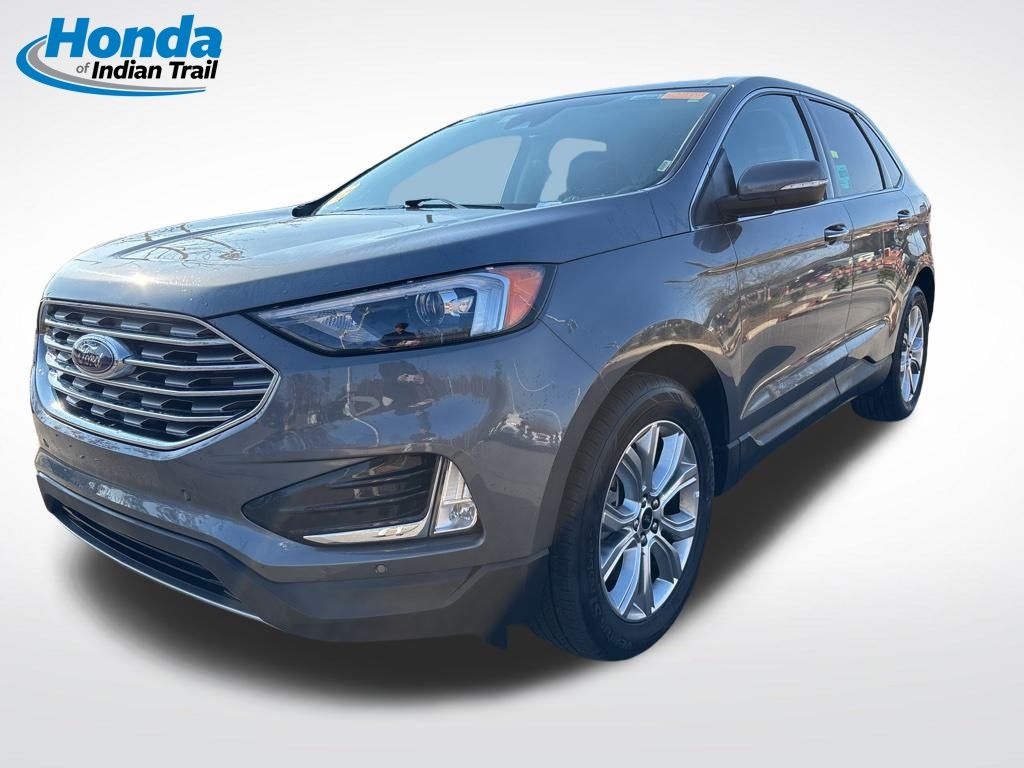 2024 Ford Edge Titanium's photo