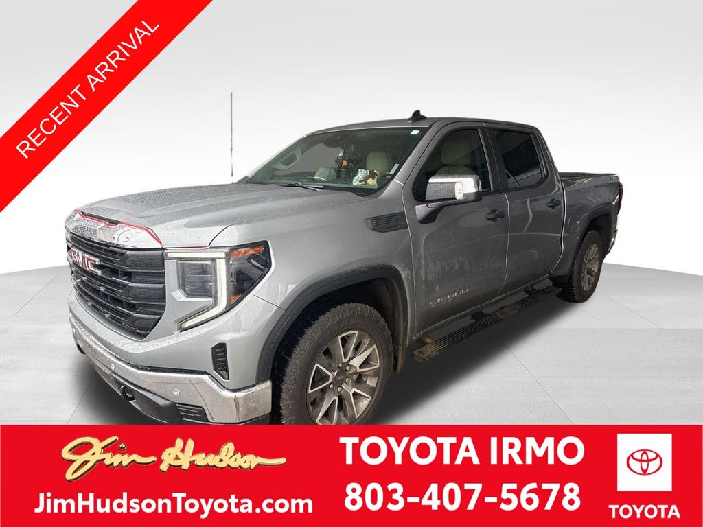 2024 GMC Sierra 1500 Pro's photo