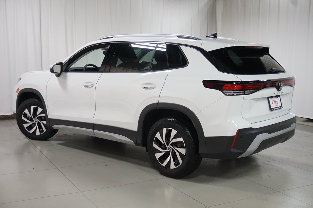 2025 Volkswagen Tiguan S photo 2