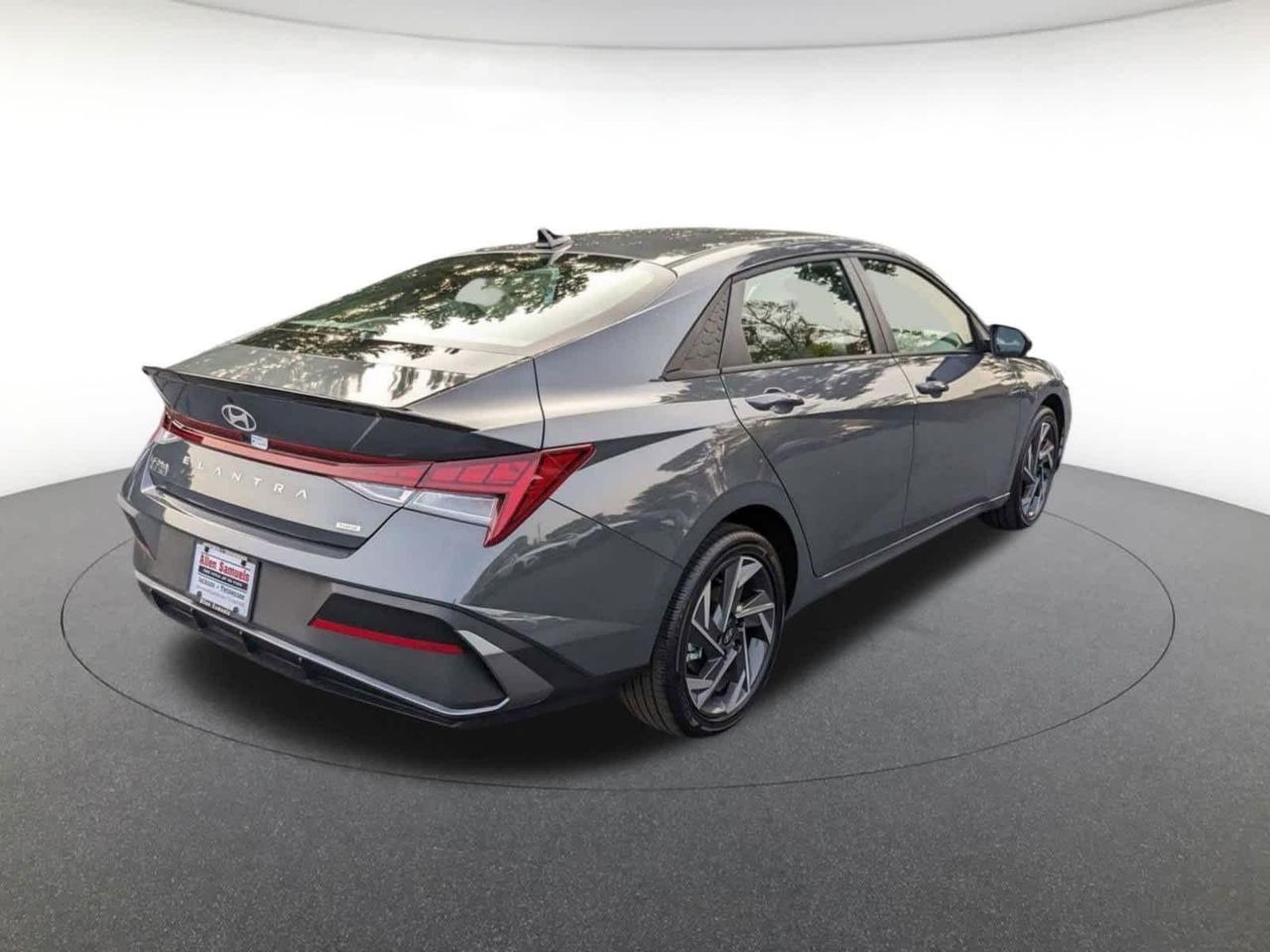 2025 Hyundai Elantra Hybrid SEL Sport photo 4