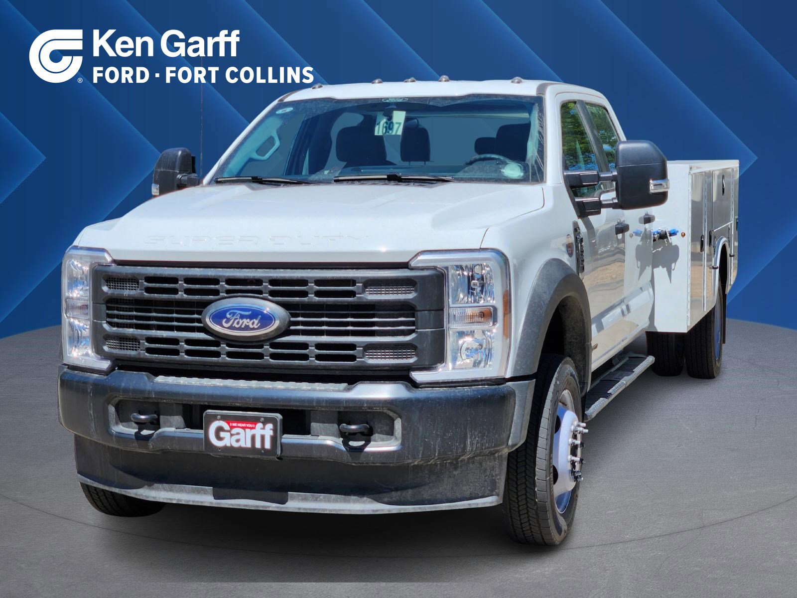 2025 Ford F-550 Super Duty Chassis Cab XL's photo