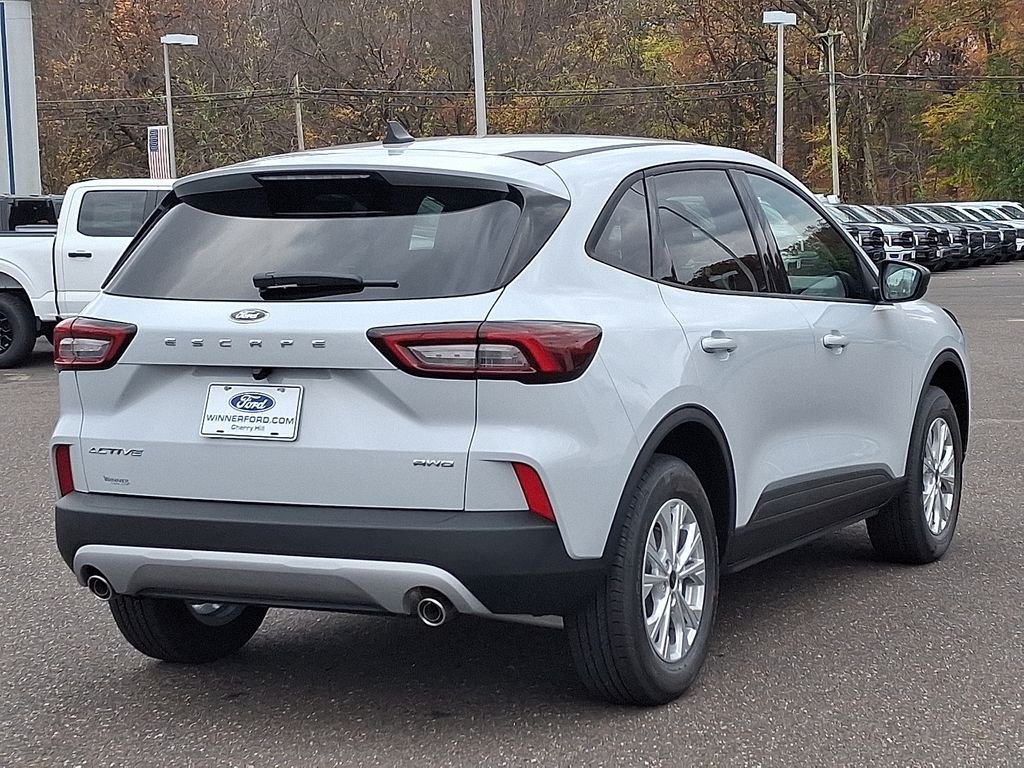 2026 Ford Escape Active photo 3