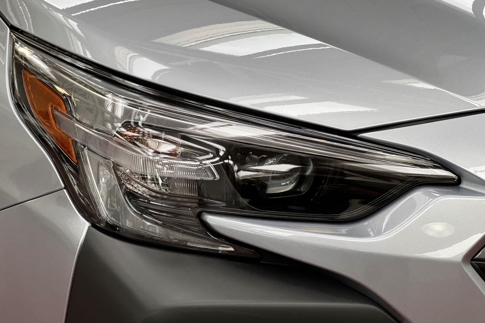 2025 Subaru Outback Base photo 53