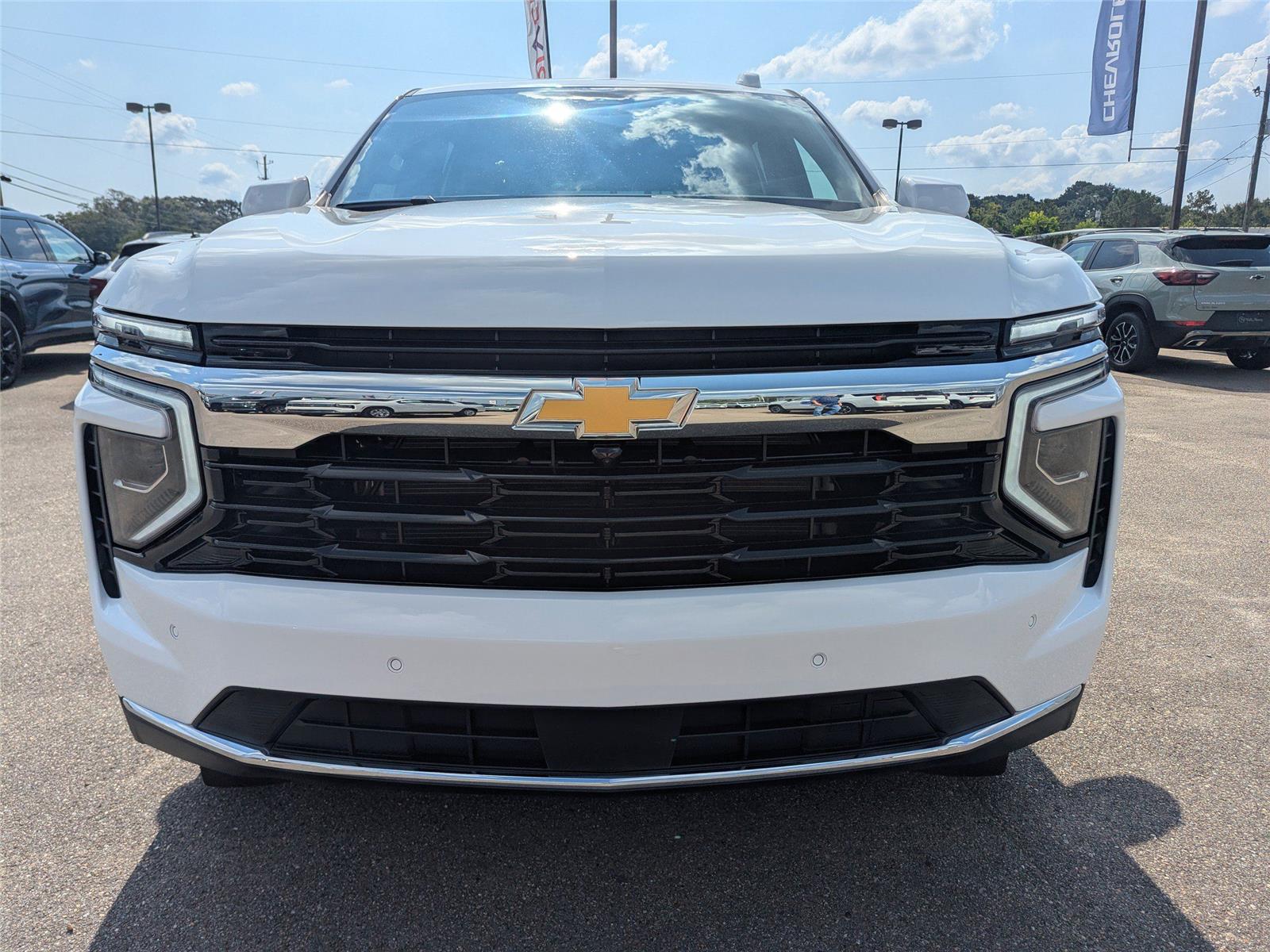 2025 Chevrolet Tahoe LS photo 8