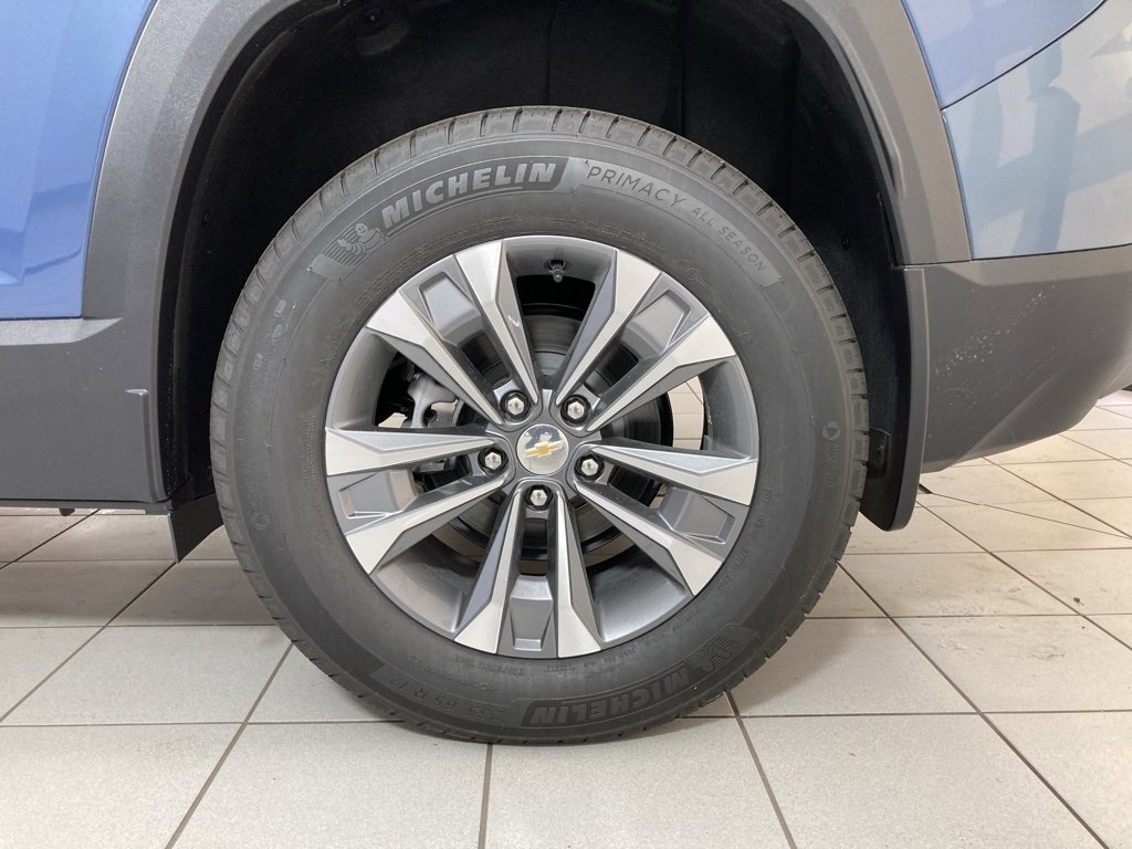 2026 Chevrolet Equinox LT photo 21