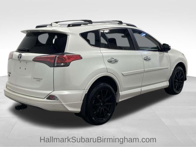 2017 Toyota RAV4 Platinum photo 3