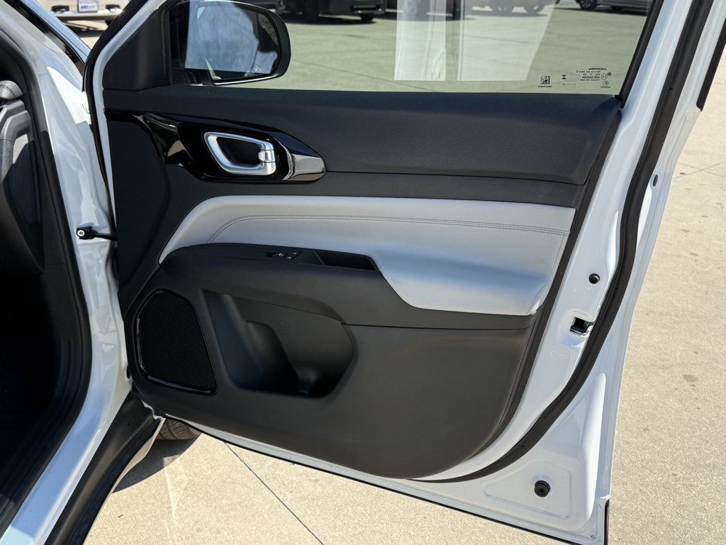 2025 Jeep Compass Limited photo 22