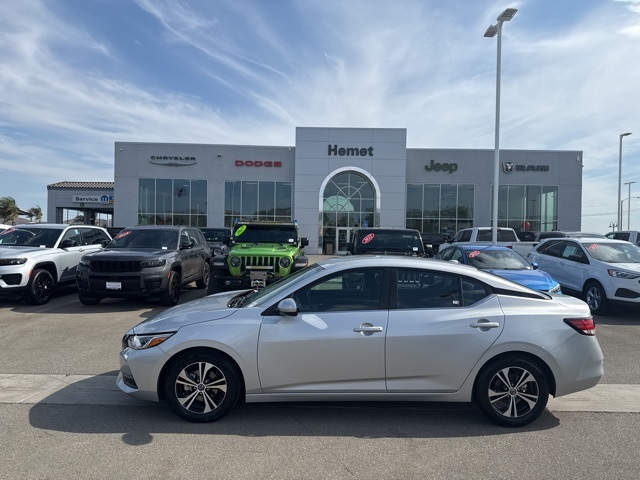 2023 Nissan Sentra SV photo 4