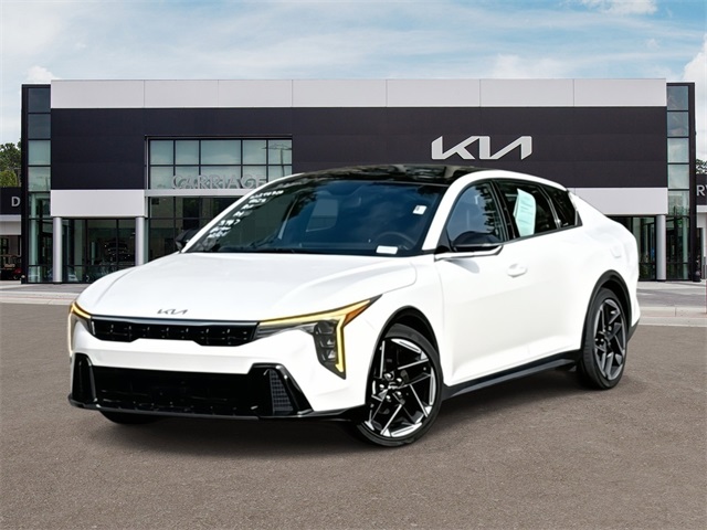 2025 Kia K4 GT-Line's photo