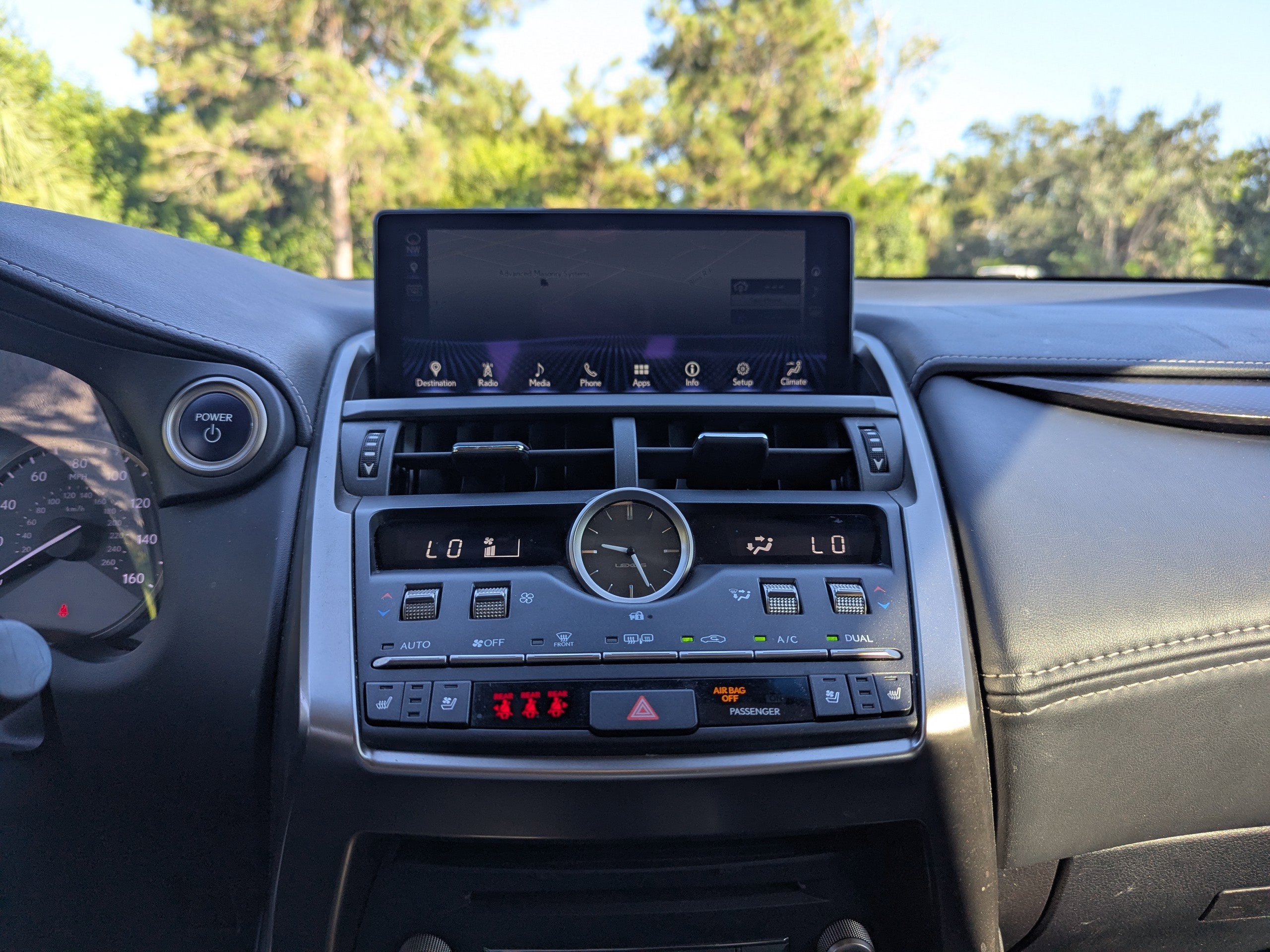 2018 Lexus NX 300h Luxury photo 22