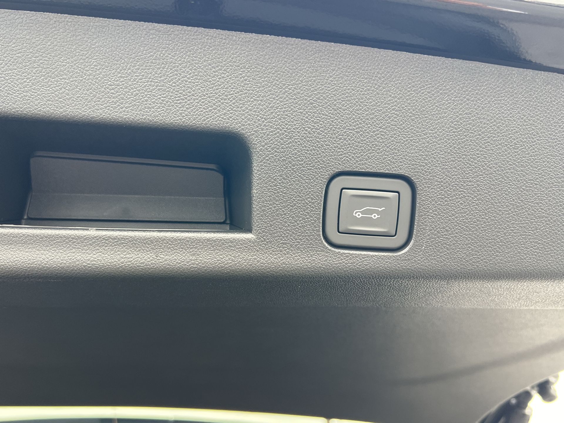2026 Chevrolet Traverse photo 21