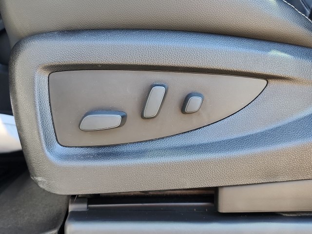 2020 Chevrolet Tahoe Premier photo 4