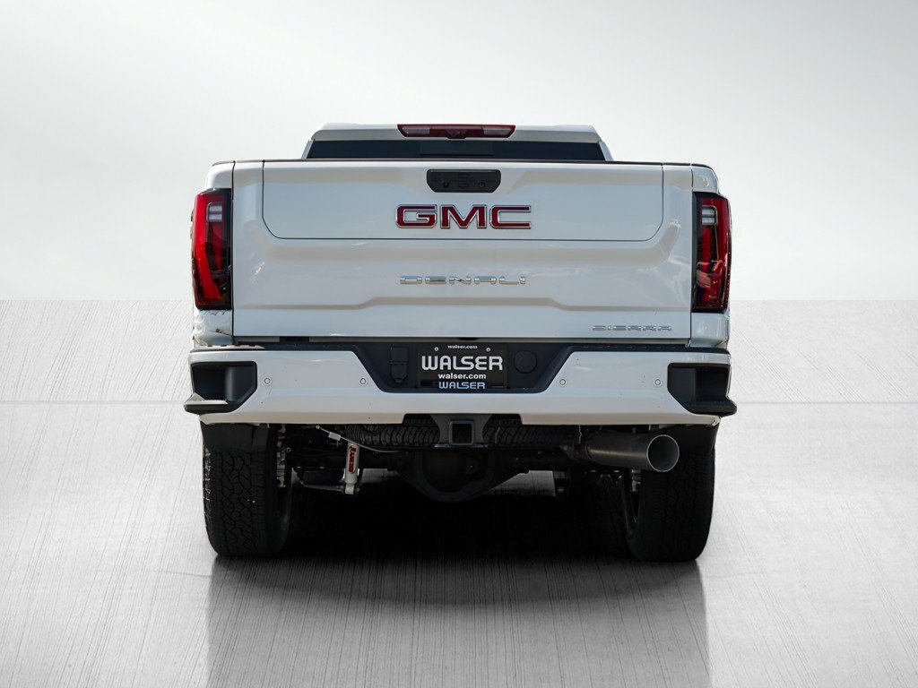 2025 Gmc Sierra 3500 HD Denali photo 4