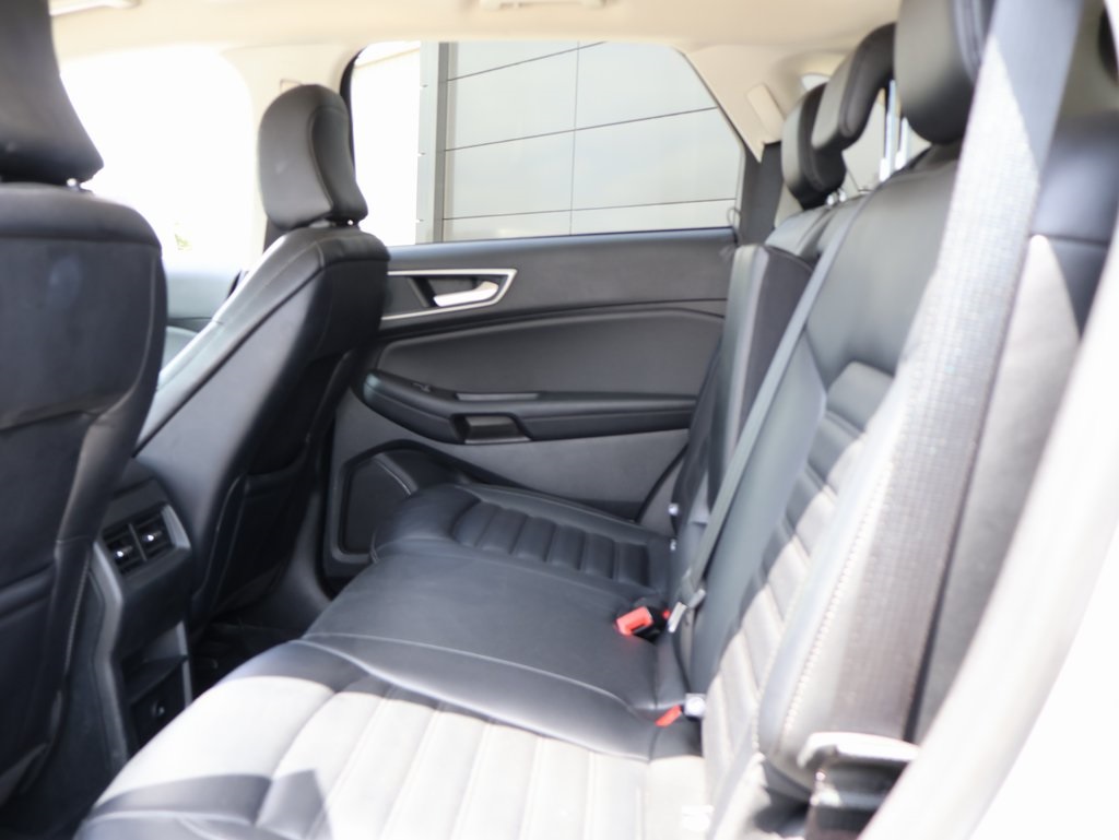 2024 Ford Edge SEL photo 16